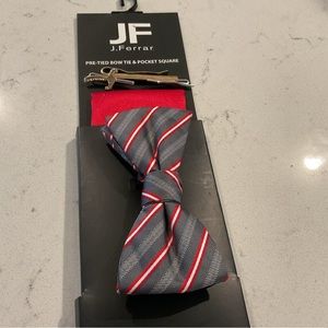 JF Ferrar Bow Tie & Pocket Square ⭐️w/extra bonus 🗡️Sword Tie Pin New condition